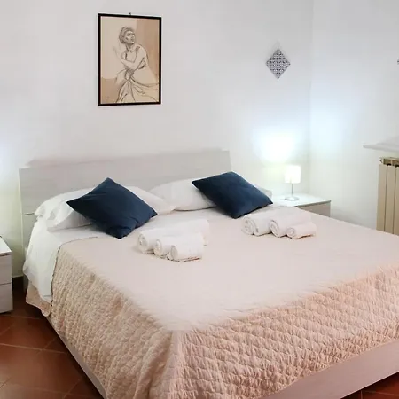 Attico Vista Mare Con Terrazza E Riscaldata Santo Stefano di Camastra