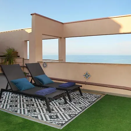 Διαμέρισμα Attico Vista Mare Con Terrazza E Riscaldata