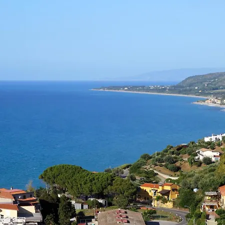 Attico Con 200 Mq Di Terrazza Solo Per Voi! Appartamento *