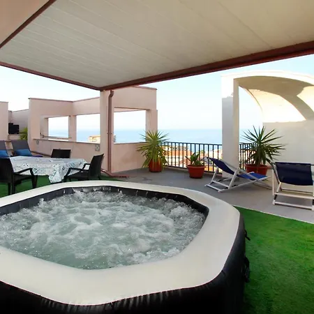 Attico Con 200 Mq Di Terrazza Solo Per Voi! *